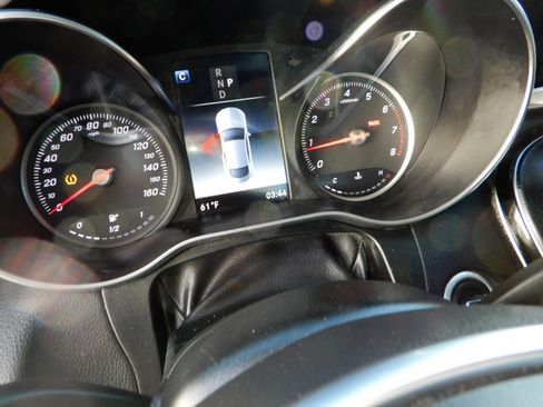 Used 2018 Mercedes-Benz C 300 C 300 4MATIC Coupe image 14