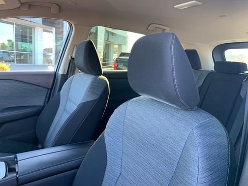 Used 2023 Nissan Rogue SV FWD image 23