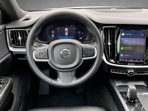 Certified 2023 Volvo S60 B5 Plus w/ Climate Package image 8