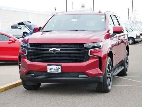 Used 2024 Chevrolet Tahoe RST w/ Luxury Package AWD/4WD image 3