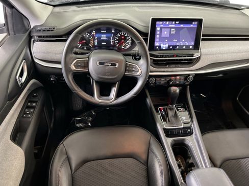 Used 2022 Jeep Compass Latitude w/ Convenience Group AWD/4WD image 21