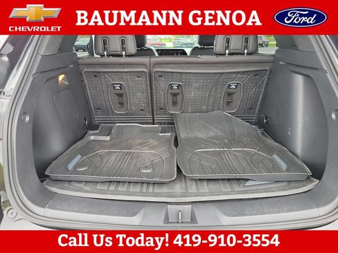 Used 2025 Chevrolet TrailBlazer RS w/ Convenience Package AWD/4WD image 22