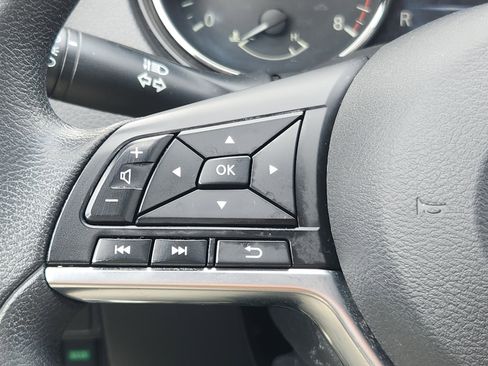 Used 2018 Nissan Rogue Sport S w/ S Appearance Package image 26