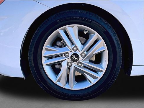 Used 2020 Hyundai Elantra Value Edition w/ Cargo Package (C1) image 8