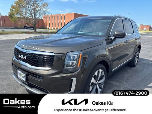 Used 2022 Kia Telluride EX w/ EX Premium Package FWD image 1