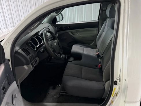 Used 2012 Toyota Tacoma 2WD Regular Cab image 8