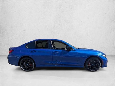 Used 2026 BMW 330i Sedan w/ M Sport Package RWD image 6