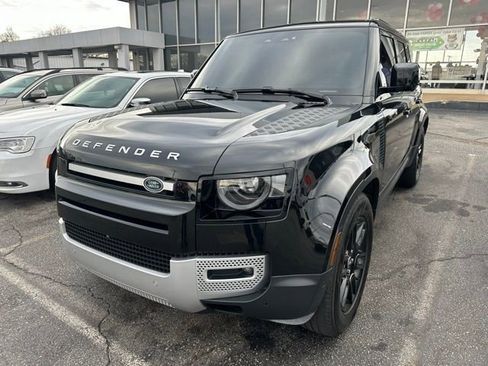 Used 2024 Land Rover Defender 110 S image 4