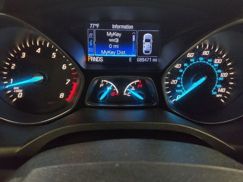 Used 2016 Ford Escape SE w/ SE Chrome Package FWD image 23