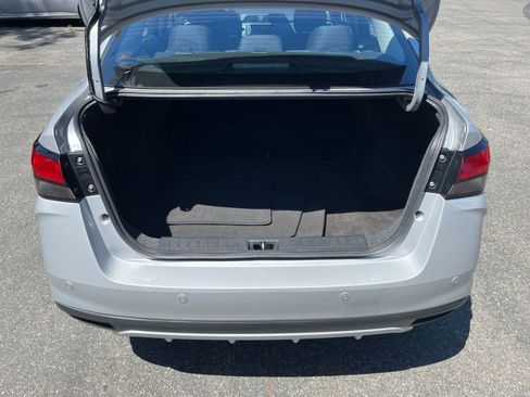 Used 2025 Nissan Versa SV FWD image 29