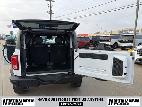 Used 2022 Ford Bronco Black Diamond image 33