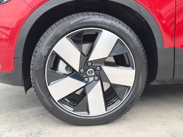 Used 2023 Volvo C40 P8 Recharge Ultimate w/ Protection Package Premier AWD/4WD image 10