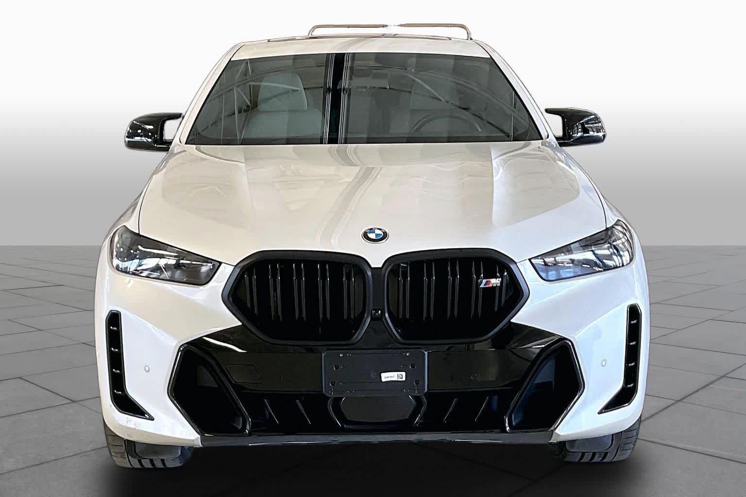 Used 2025 BMW X6 M60i AWD/4WD image 3