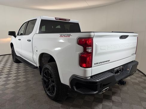 Used 2023 Chevrolet Silverado 1500 Custom Trail Boss AWD/4WD image 3