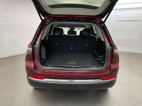 Certified 2023 Jeep Grand Cherokee Limited AWD/4WD image 24