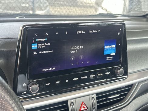 Used 2023 Kia Forte GT-Line image 12