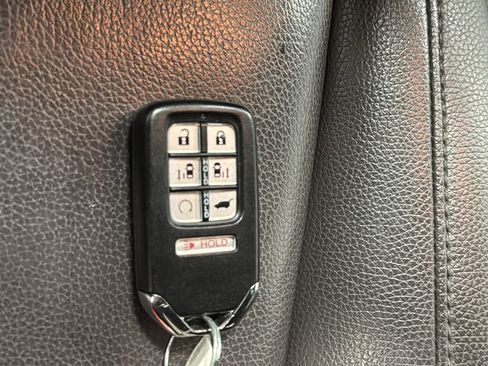 Used 2018 Honda Odyssey EX-L image 21