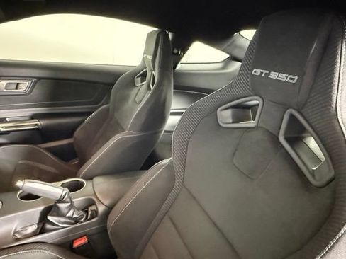 Used 2018 Ford Mustang Shelby GT350 w/ Electronics Package RWD image 18