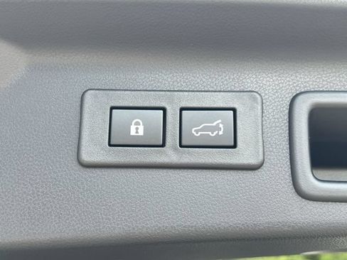 New 2026 Subaru Forester Premium AWD/4WD image 35