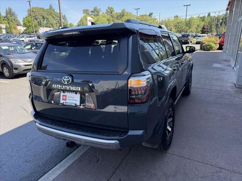 Certified 2024 Toyota 4Runner TRD Off-Road Premium w/ Off Road Premium Plus Package AWD/4WD image 8