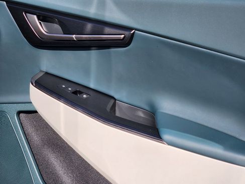 New 2025 Kia EV6 Wind image 15