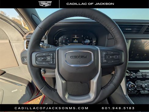 Used 2024 GMC Yukon Denali image 10