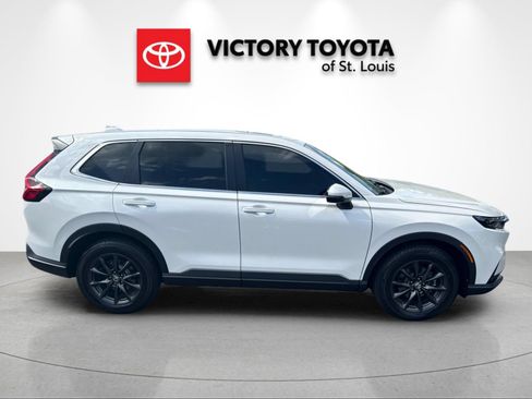 Used 2026 Honda CR-V EX-L image 2