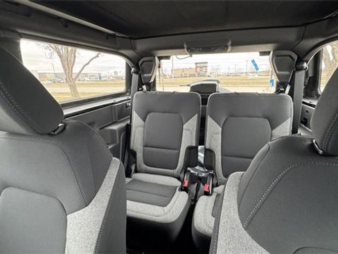 New 2025 Ford Bronco Base image 29