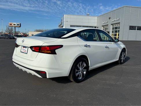 New 2025 Nissan Altima 2.5 S image 8