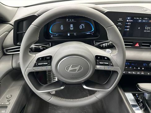New 2026 Hyundai Elantra SEL Sport image 23