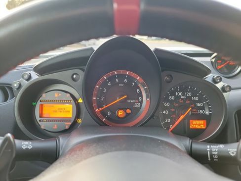 Used 2020 Nissan 370Z NISMO image 16