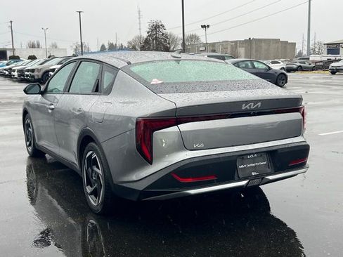 Certified 2025 Kia K4 EX image 8
