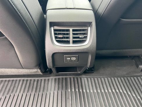 Used 2020 Chevrolet Blazer LT w/ LPO, Black Grille Bar Package image 17