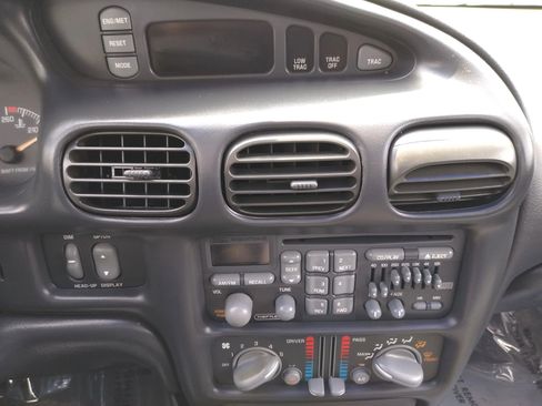 Used 2002 Pontiac Grand Prix GT w/ Opt Pkg 3 image 18