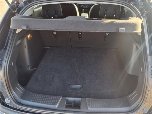 Used 2025 Chevrolet Trax LT w/ LT Convenience Package image 75