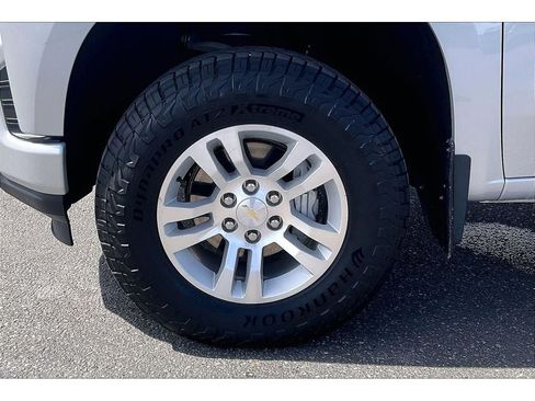 Used 2022 Chevrolet Silverado 1500 RST AWD/4WD image 10