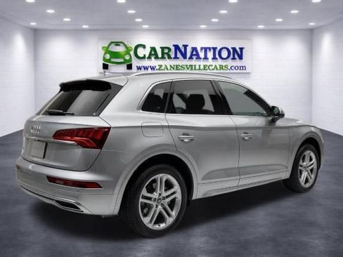 Used 2019 Audi Q5 2.0T Premium w/ Convenience Package AWD/4WD image 2