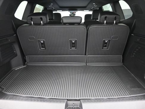 New 2026 Buick Enclave Avenir w/ Super Cruise Package image 13