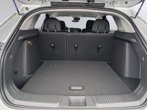 New 2026 Chevrolet Trax LS w/ LS Convenience Package FWD image 13