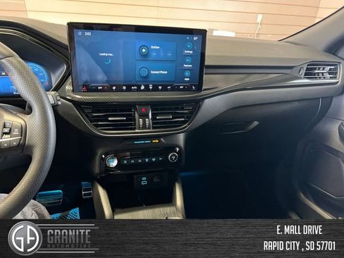 Used 2023 Ford Escape ST-Line Elite w/ Premium Technology Package AWD/4WD image 13