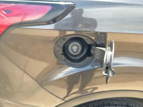 Used 2017 Ford Escape SE FWD image 53