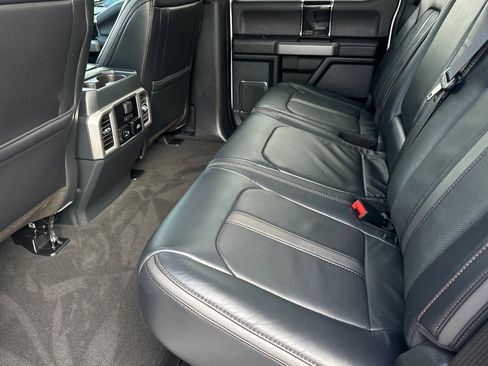 Used 2022 Ford F350 Platinum image 12