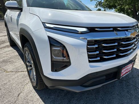 New 2026 Chevrolet Equinox LT image 14