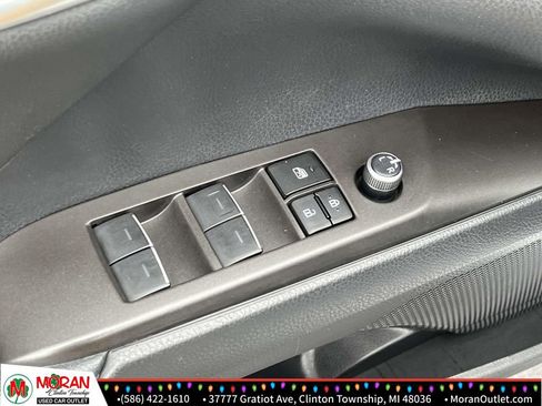 Used 2023 Toyota Camry XSE image 15