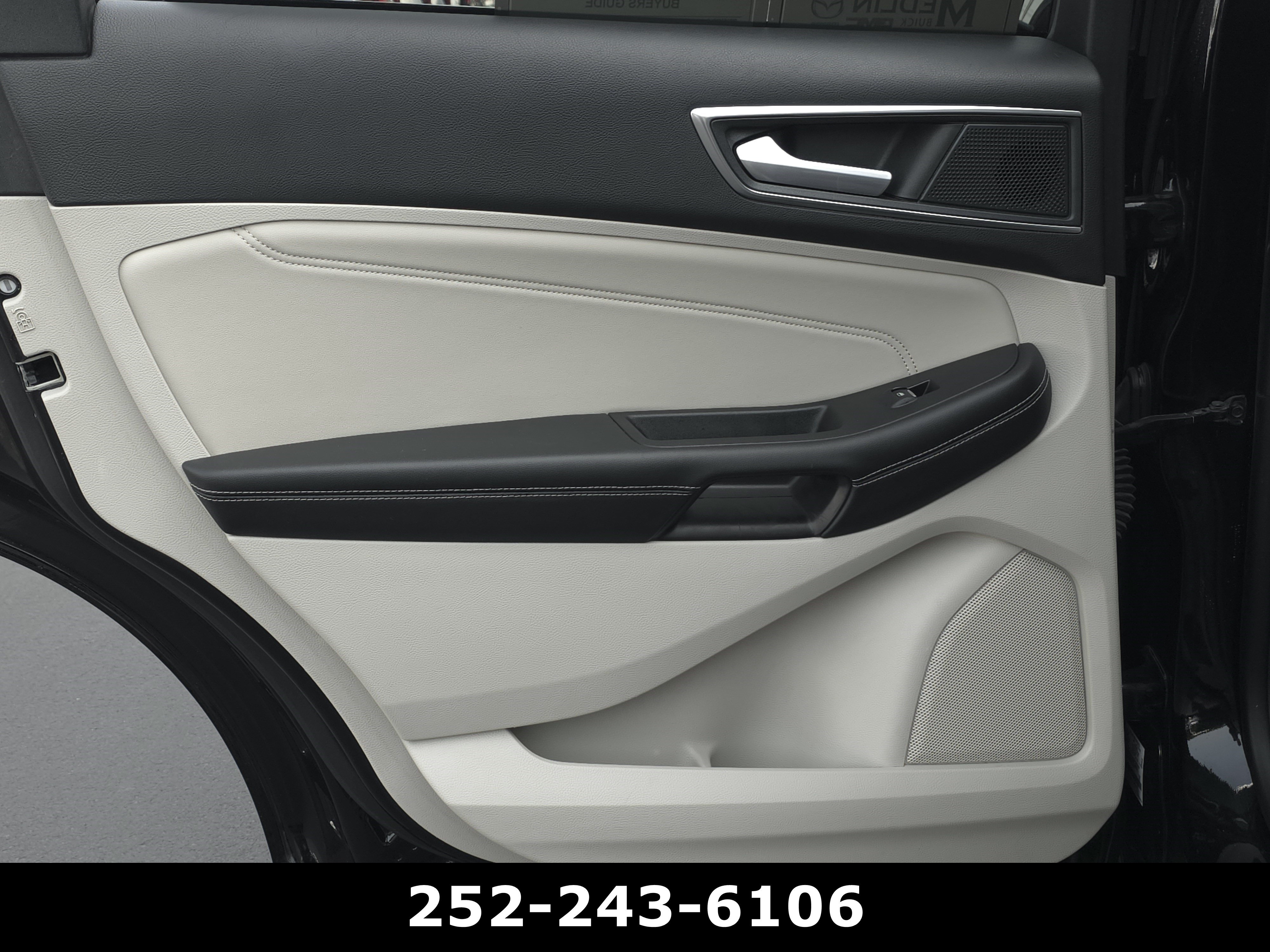 Used 2024 Ford Edge Titanium AWD/4WD image 29
