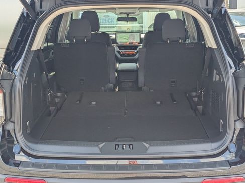 New 2026 Ford Explorer Active RWD image 11