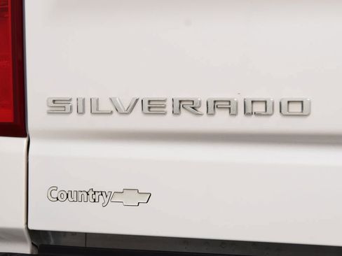 Used 2024 Chevrolet Silverado 1500 High Country w/ High Country Premium Package AWD/4WD image 23