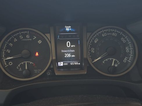 Used 2021 Toyota Tacoma TRD Pro AWD/4WD image 16