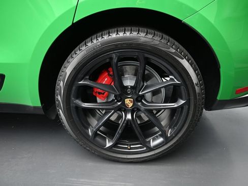 Certified 2023 Porsche Macan GTS AWD/4WD image 9