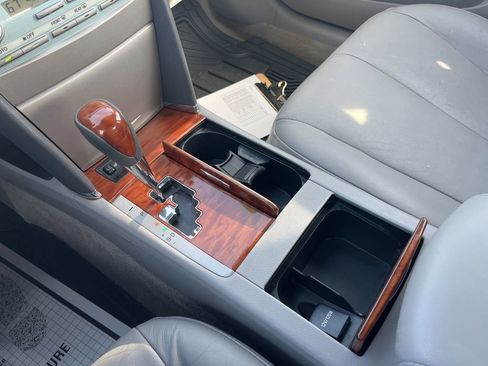 Used 2009 Toyota Camry XLE image 17